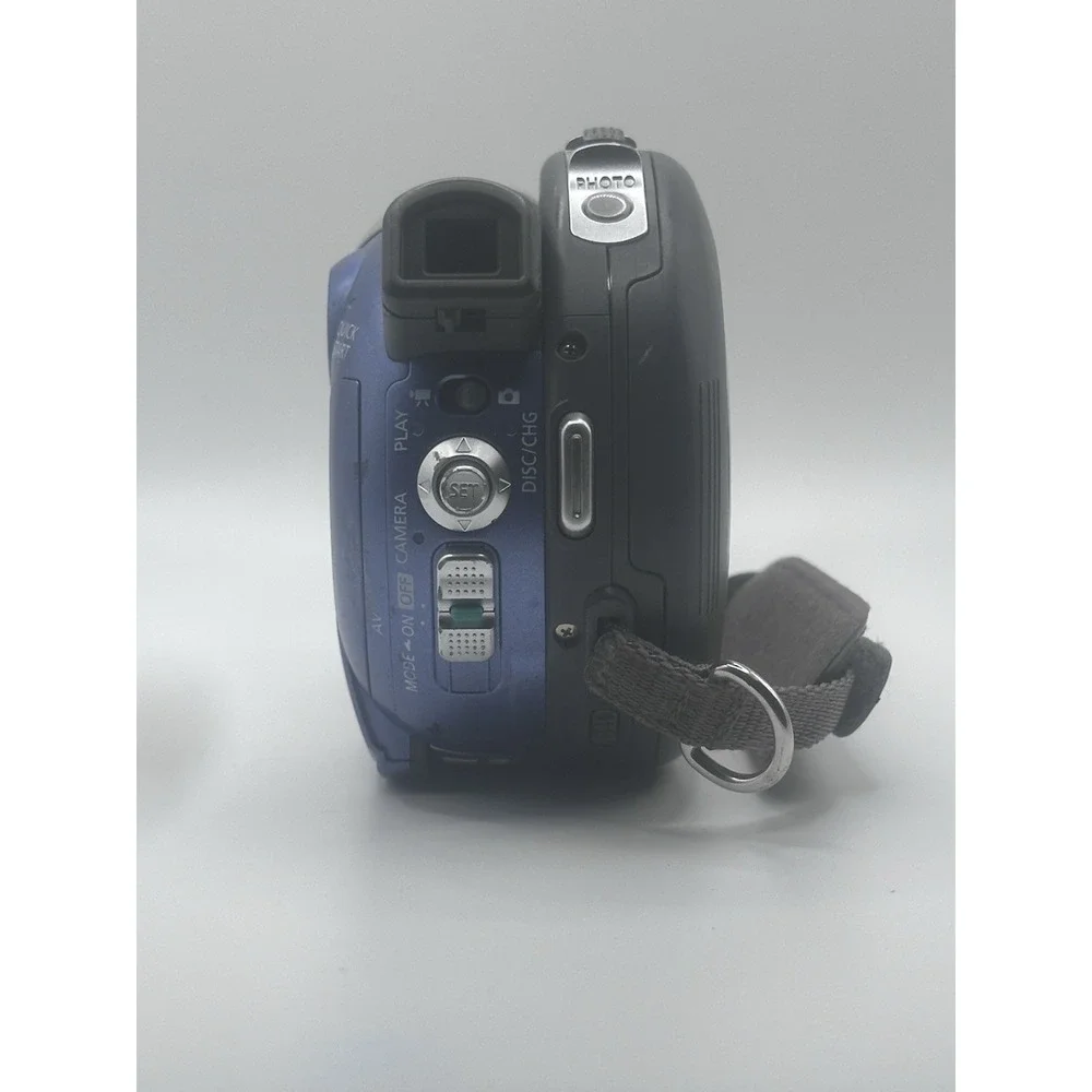 Canon DC210 DVD Camcorder 35x Optical Zoom Silver Blue Untested For Parts/repair